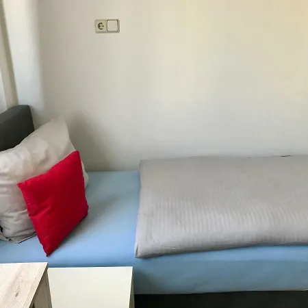 Juna Guest house *